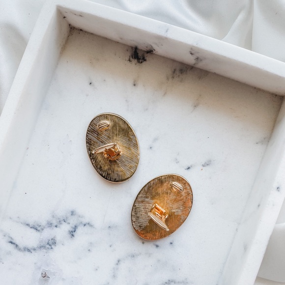 Vintage 1970s Orange Striped Oval Clip Earrings - Picture 4 of 5